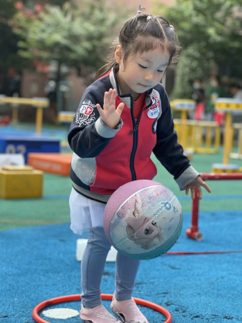【生命迈幼·校园新闻】“心”相遇“爱”相伴——迈幼一园中班家长开放日活动_html_m6347b177.png