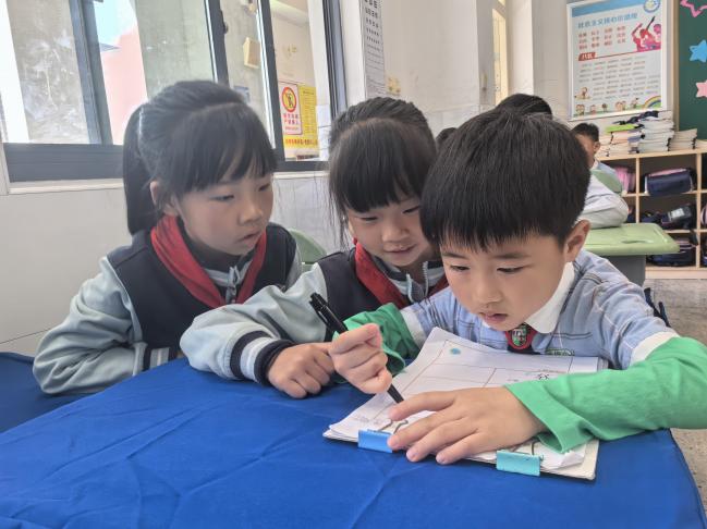 【生命迈幼 幼小衔接】深度体验·走进小学课堂 ——迈幼三园大班第二次参观小学_html_m15004786.jpg