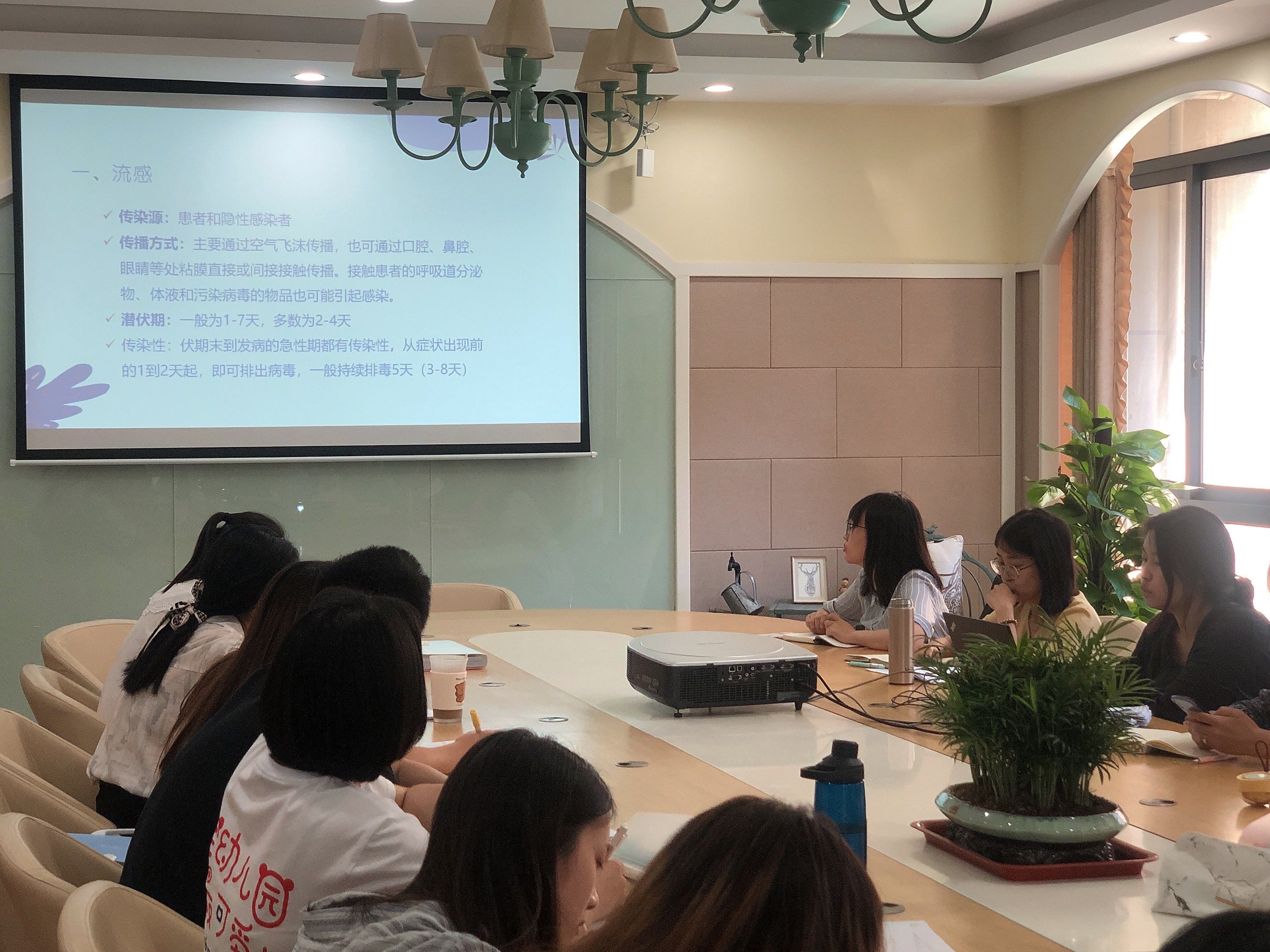 传染病预防知识培训报道_html_3ce1787b.jpg