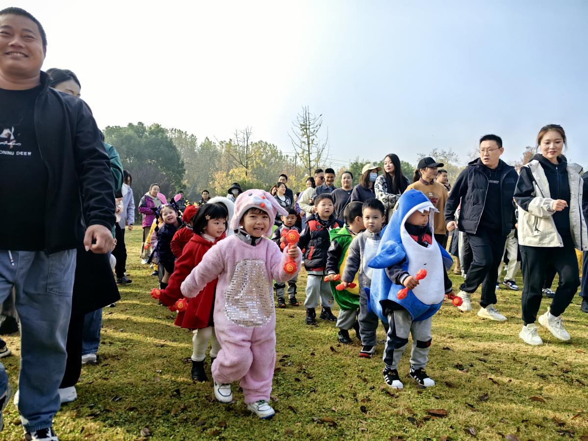 绘本节 亲子运动会 新闻稿 _html_c95c611.jpg