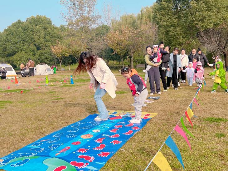 绘本节 亲子运动会 新闻稿 _html_5a4e383f.jpg