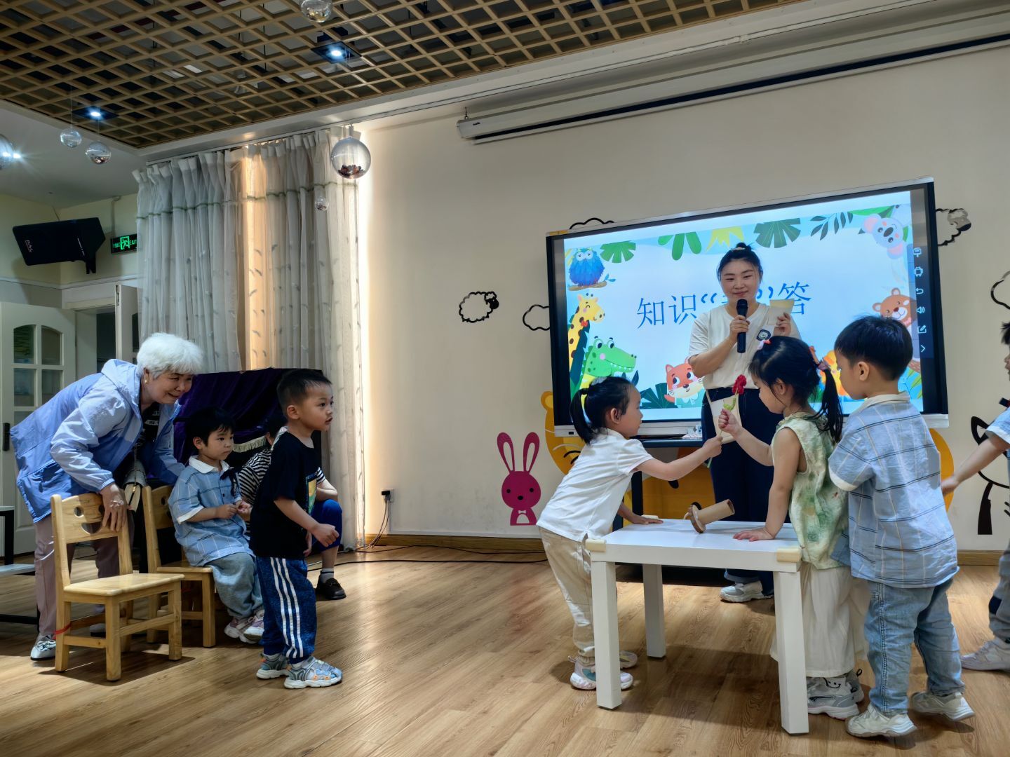 （修改）“以书换书”新闻稿_html_m11dd135.jpg
