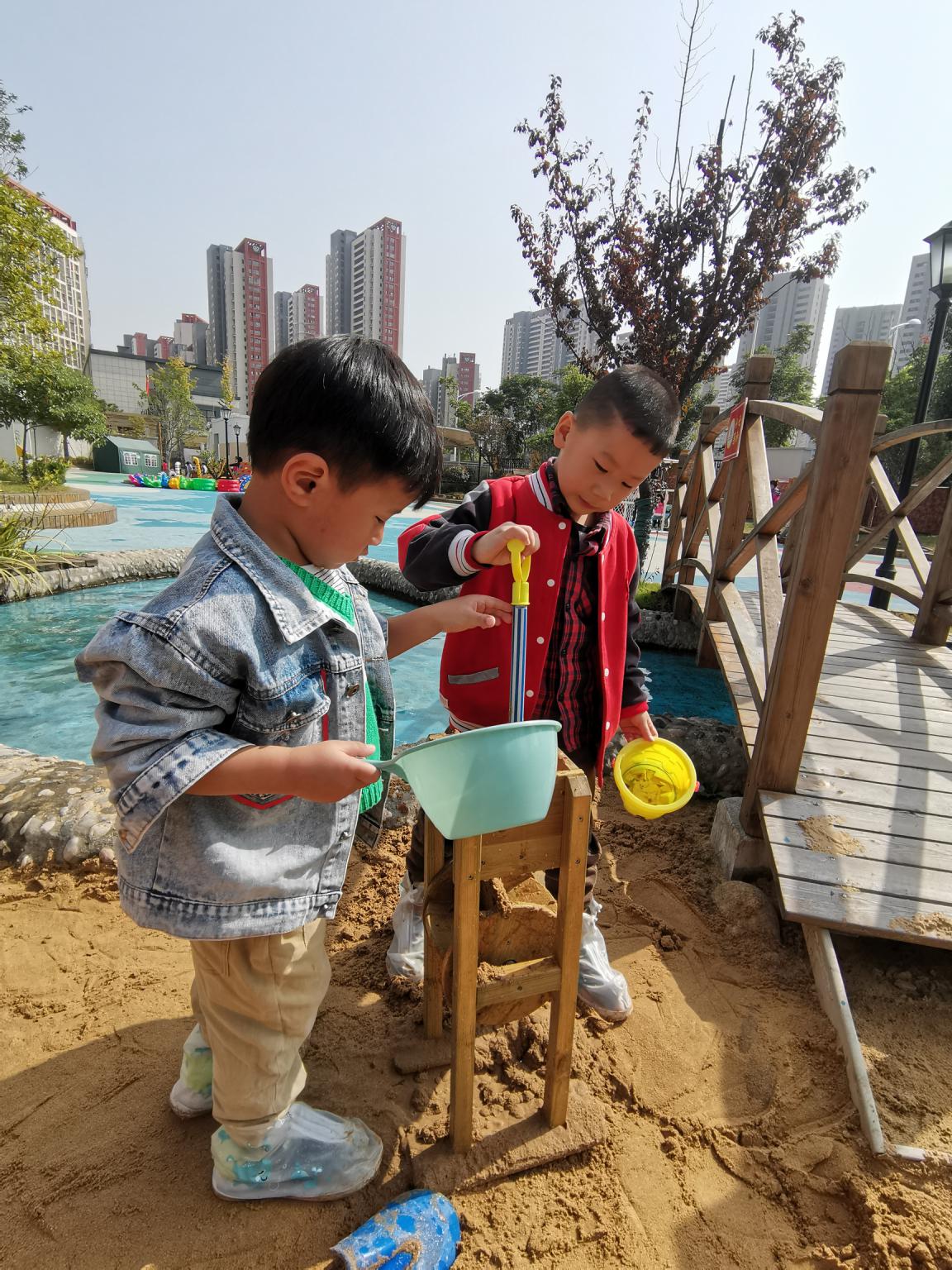 《聚焦户外游戏，助推深度学习》 报道_html_74d405f4.jpg