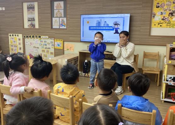 【生命迈幼&middot;安全第一】消防“零”距离，安全记心中.新闻稿修改  (1)_html_313f3b60.jpg