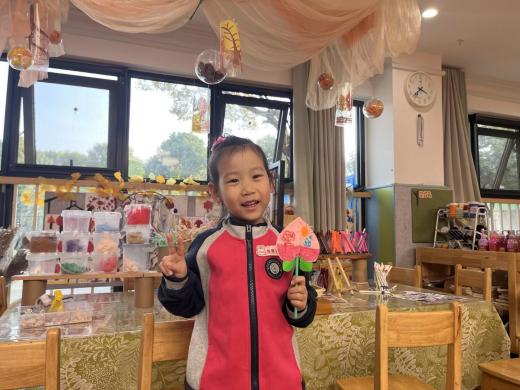 【生命迈幼·校园新闻】童心敬老 情暖重阳_html_41533cd6.jpg