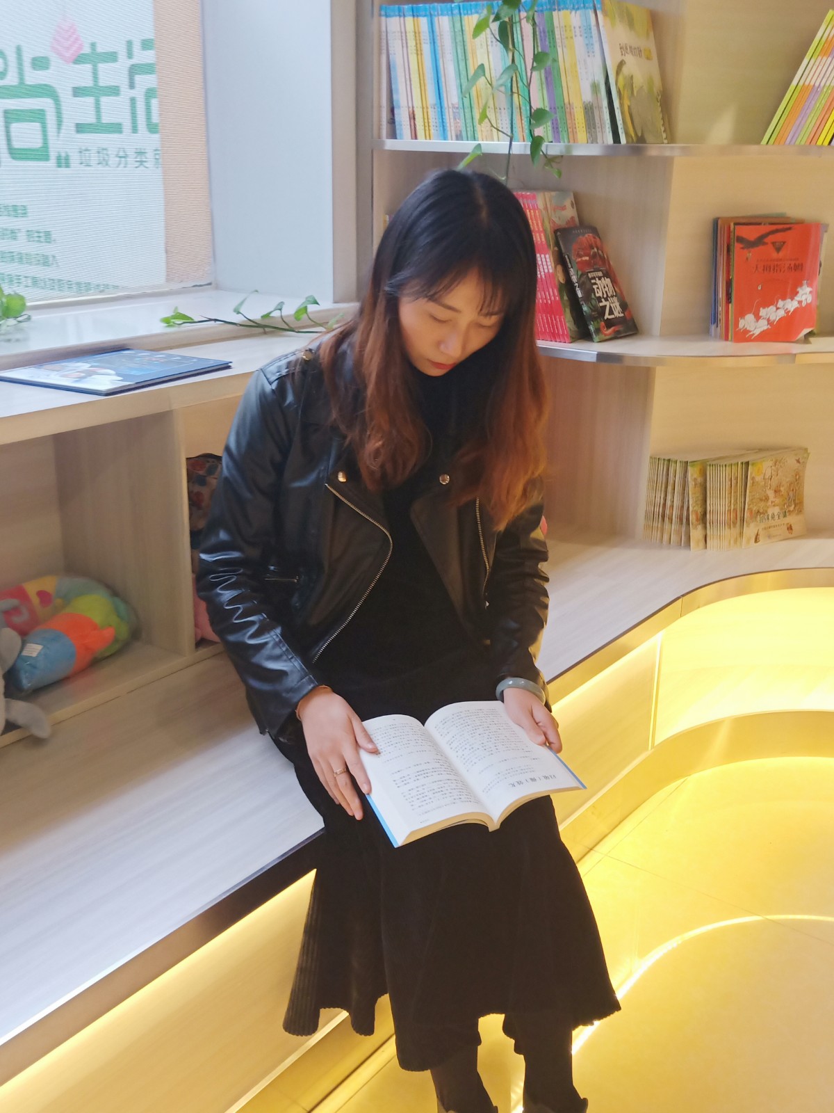 3.李婷.jpg