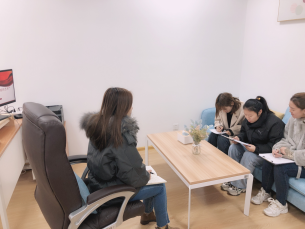 【生命迈幼·党工共建】迈幼瑜憬湾分园党小组开展“推进亲生命课程 学习爱的艺术”专题学习会179.png