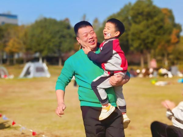 【生命迈幼 花样童年】童心“绘”玩，相伴“悦”秋——迈幼三园小班组绘本节亲子运动会“太平山公园”外出资源活动_html_m10b6b63.jpg