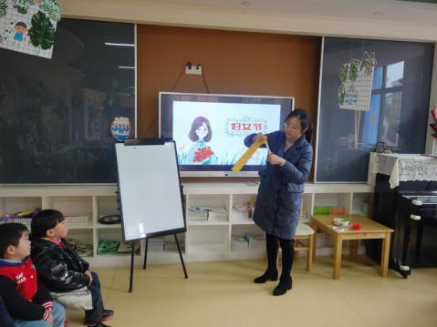 20210308【园区动态】新城园区——三八妇女节活动(1)(1)_html_m63422f1.jpg