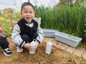 2023.5.29““植”此春绿 乐享耕趣” ——种植团活动_html_m55a9f93a.jpg