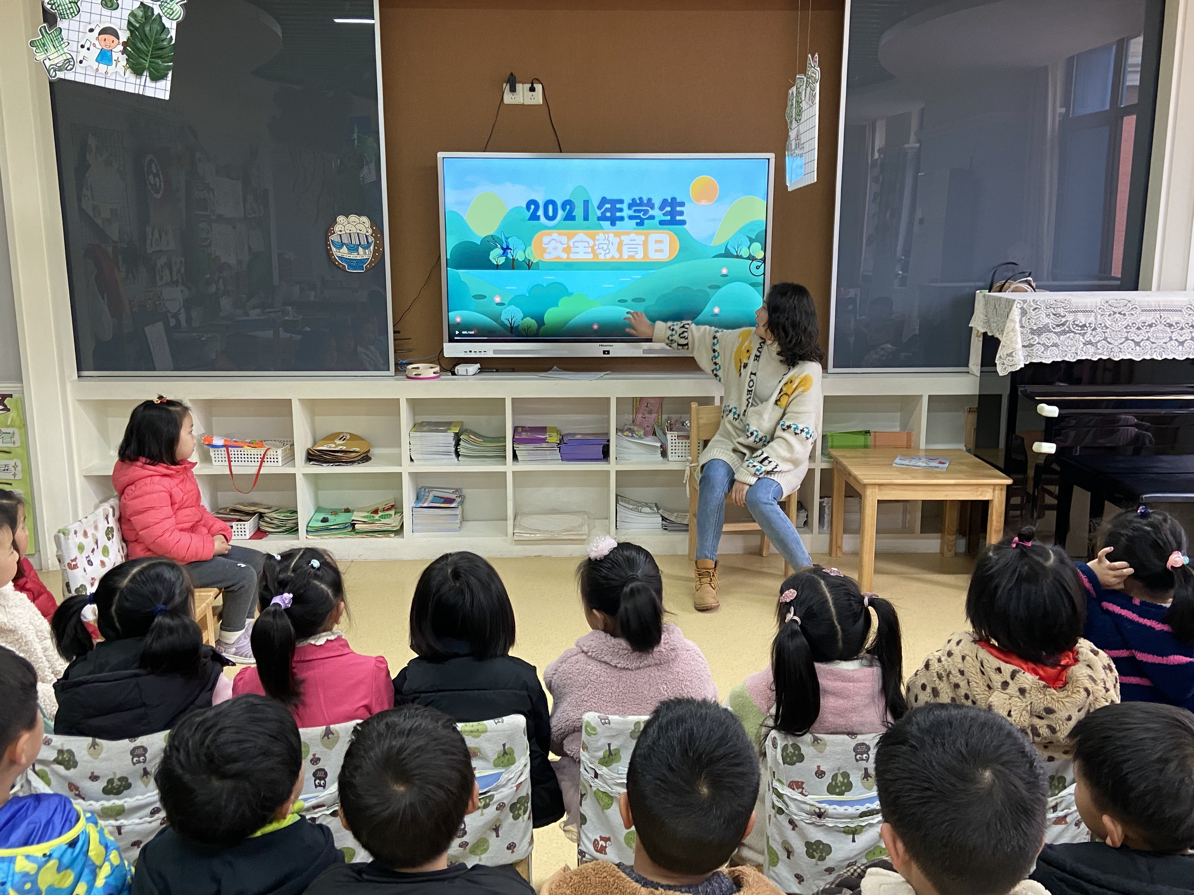 20210402新城园区  清明节前安全卫生大检查_html_54942bdd.jpg