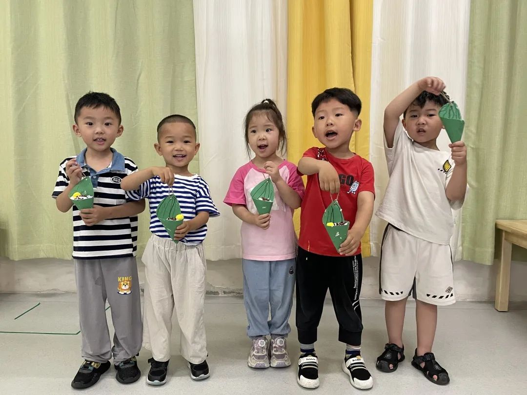 20230621【生活燕幼·园区动态】燕鸣苑分园：“粽”享童趣，缤纷端午——端午节活动_html_m1033371c.jpg