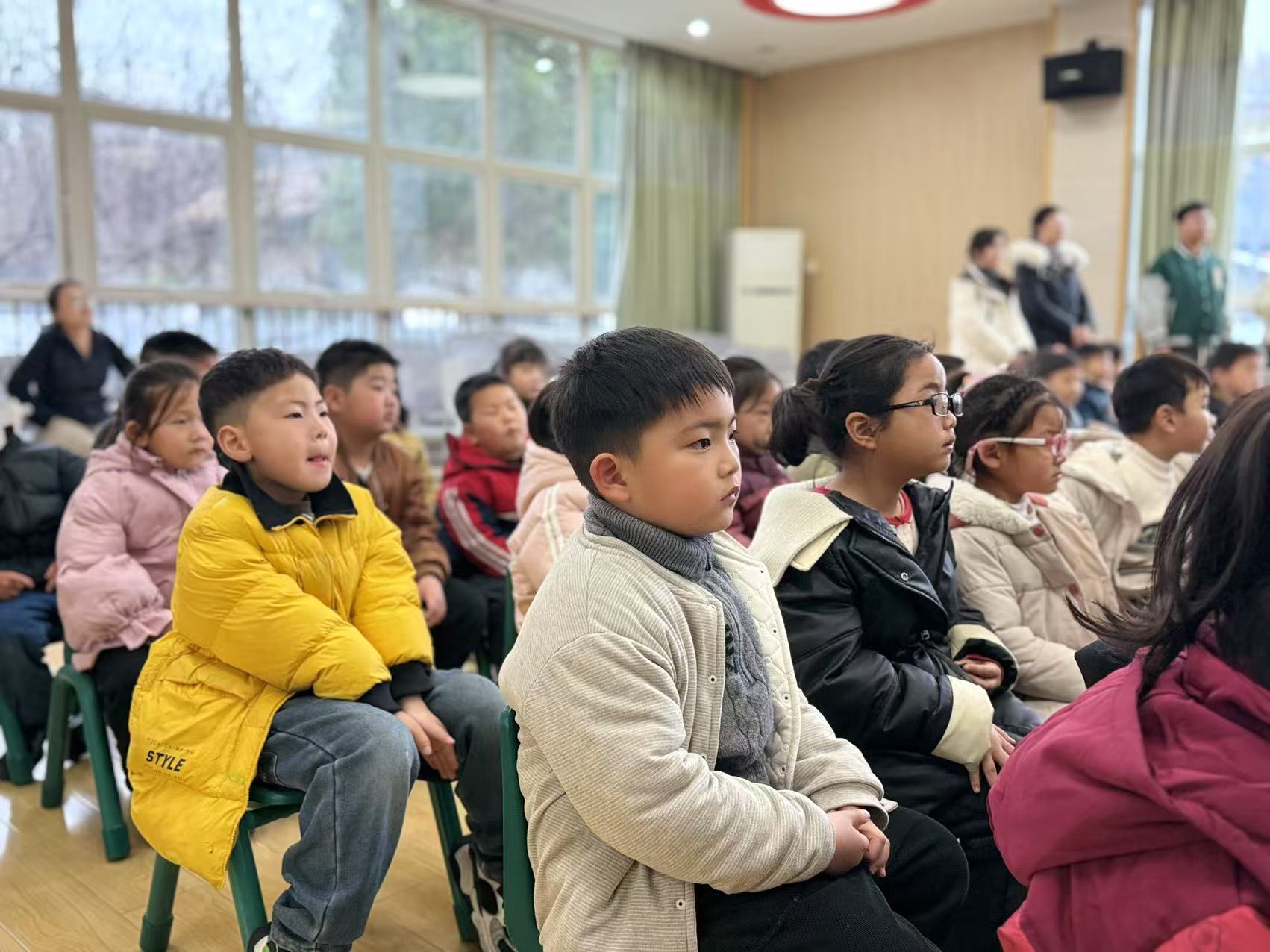 【生活燕幼·园区动态】下庙分园：“传雷锋精神，践时代担当”——学雷锋主题教育活动_html_m9dbdbfd.jpg