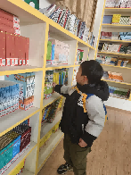20250306【生活燕幼·年级组动态】燕幼中心园：小学初体验，衔接零距离——大班年级组参观小学活动_html_5f6e1ad0.png