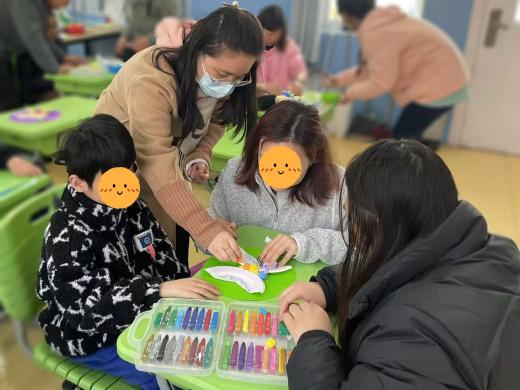 20250311【生活燕幼·党支部动态】“弘扬雷锋时代精神，凝聚行知先锋力量”——燕幼党员教师志愿者活动_html_23dfd78b.jpg
