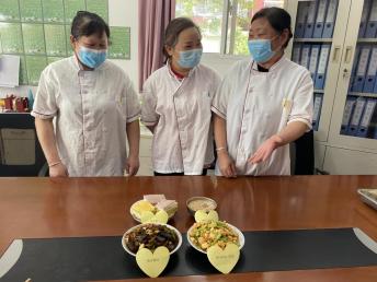 20210604祥和园厨房厨艺展示新闻_html_aac443d.jpg