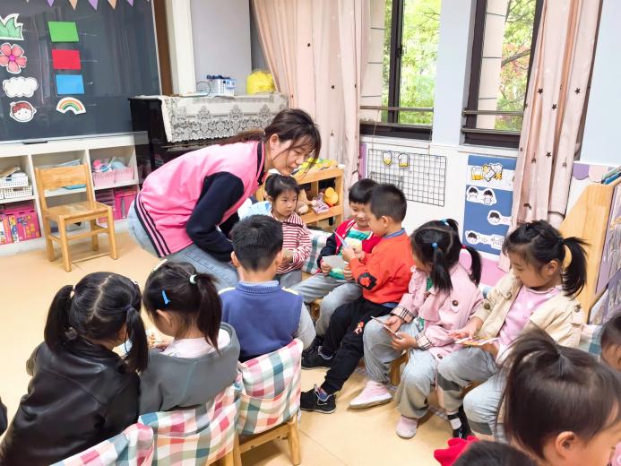 20220502新城语言组教学_html_me659c6b.jpg