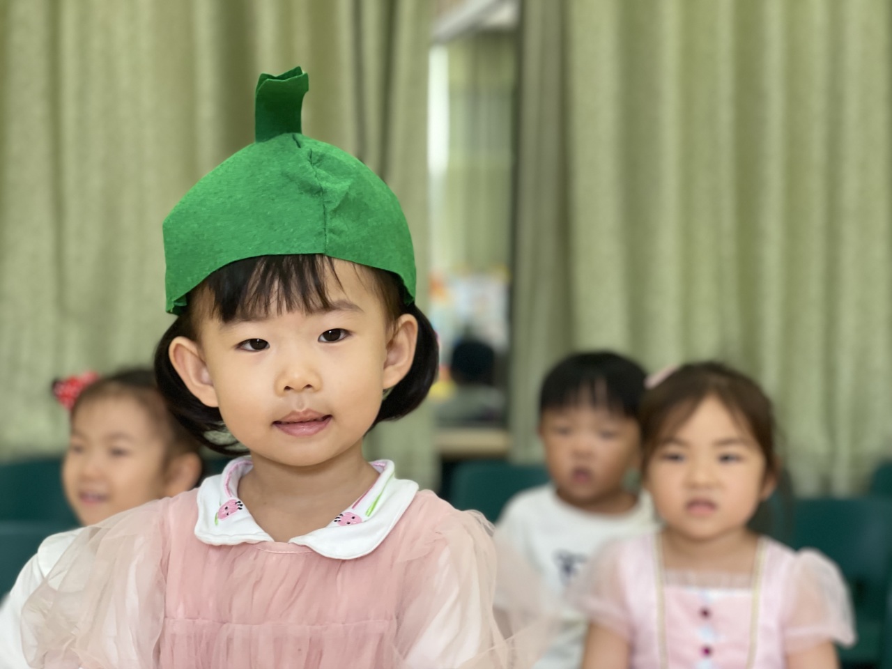 【生活燕幼·年级组动态】下庙分园： “月满中秋，欢聚国庆”——迎中秋国庆音乐会活动_html_m776b67ec.jpg