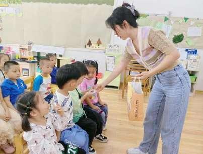2023.09.28中心园“月圆印中秋 童心印国庆——双节活动_html_58baa84c.jpg