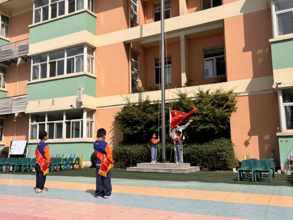 【生活燕幼·园区动态】下庙分园：“大手牵小手，球趣乐无穷”——小中班运动会_html_41945d47.jpg