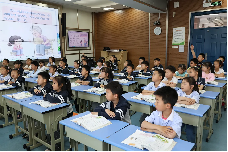 20240514【生活燕幼·年级组动态】燕幼中心园：花开有时，衔接成长——大班年级组参观小学活动_html_m5d2dee1e.png