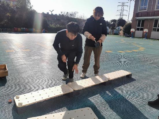20211202祥和园区扭扭建构游戏培训活动_html_4e9a0865.jpg