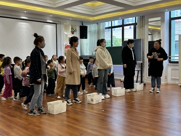 20230423新城家长开放日(1)_html_7861a063.jpg