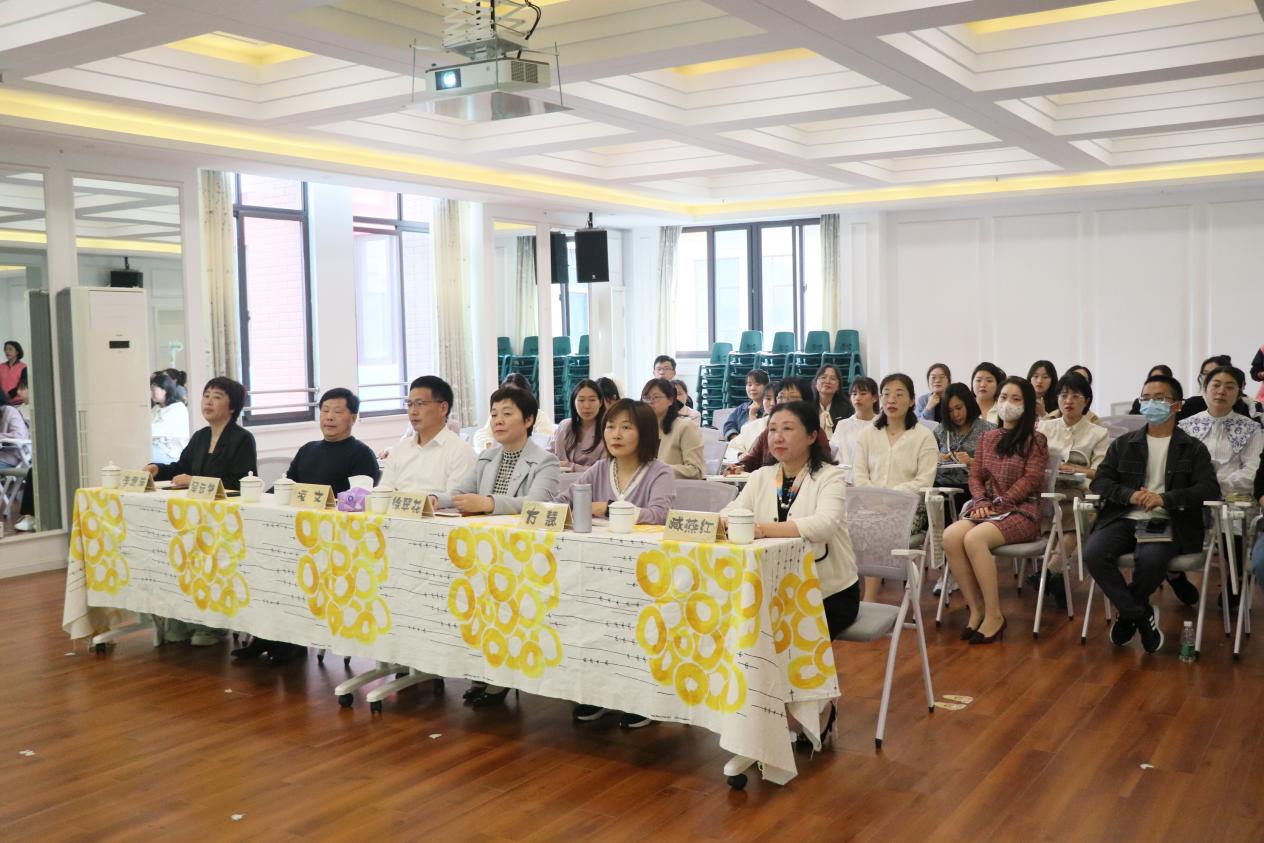 20230428新城歙县示范幼儿园、歙县黄潭源行知幼儿园访燕子矶幼儿园学习交流(1)_html_m5bb468e7.jpg