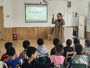 2023.4.11 燕幼中心园防拐骗演练_html_7e14594b.jpg