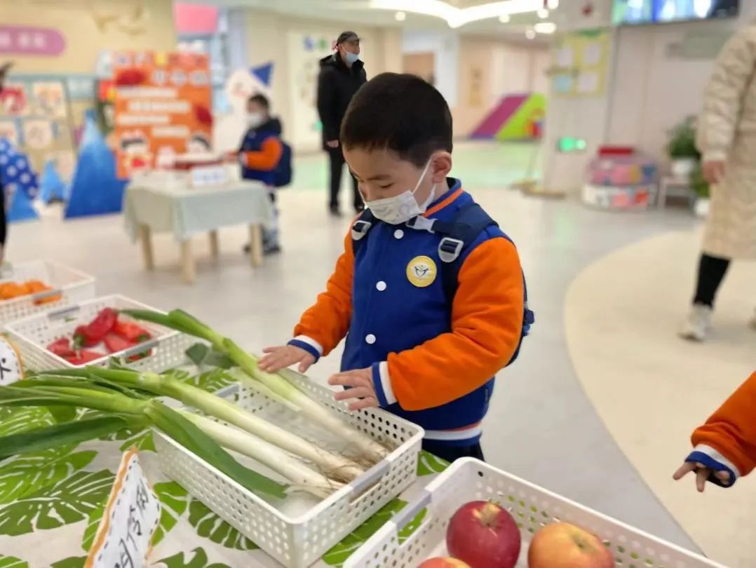 20230206【生活燕幼&middot;园区动态】燕鸣苑分园：“春暖花开 萌兔归来”——新学期开学记_html_m24d8fbae.jpg