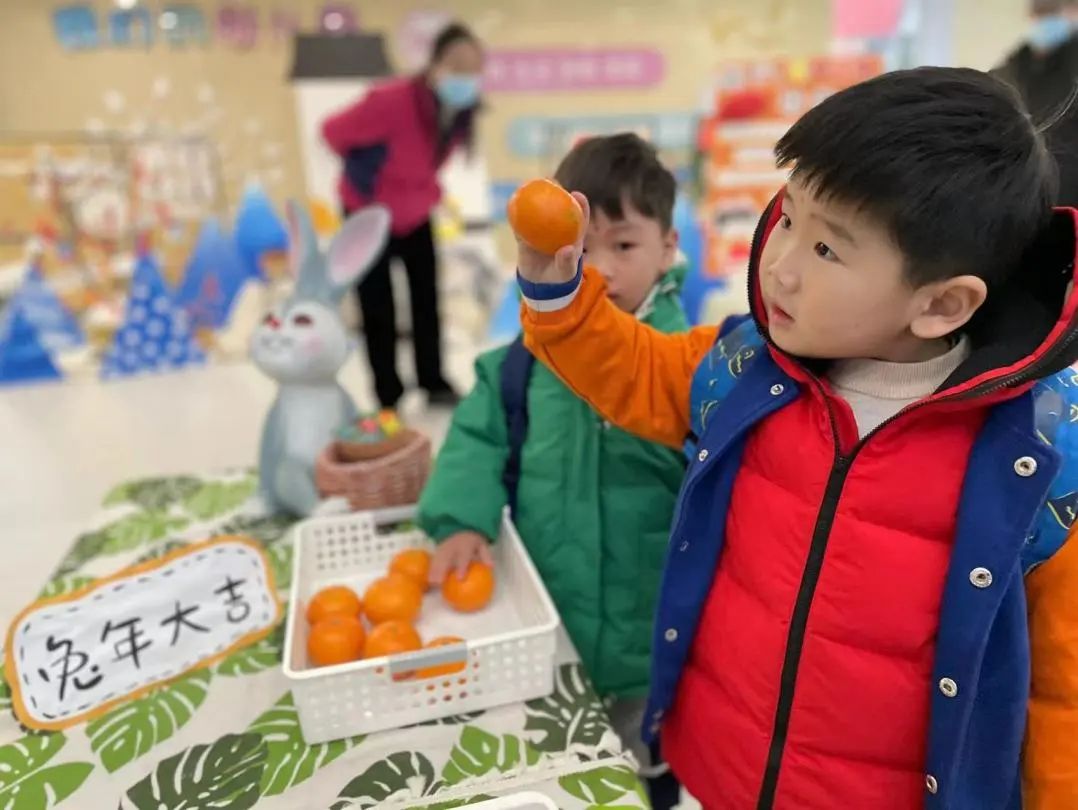 20230206【生活燕幼&middot;园区动态】燕鸣苑分园：“春暖花开 萌兔归来”——新学期开学记_html_4149c56.jpg