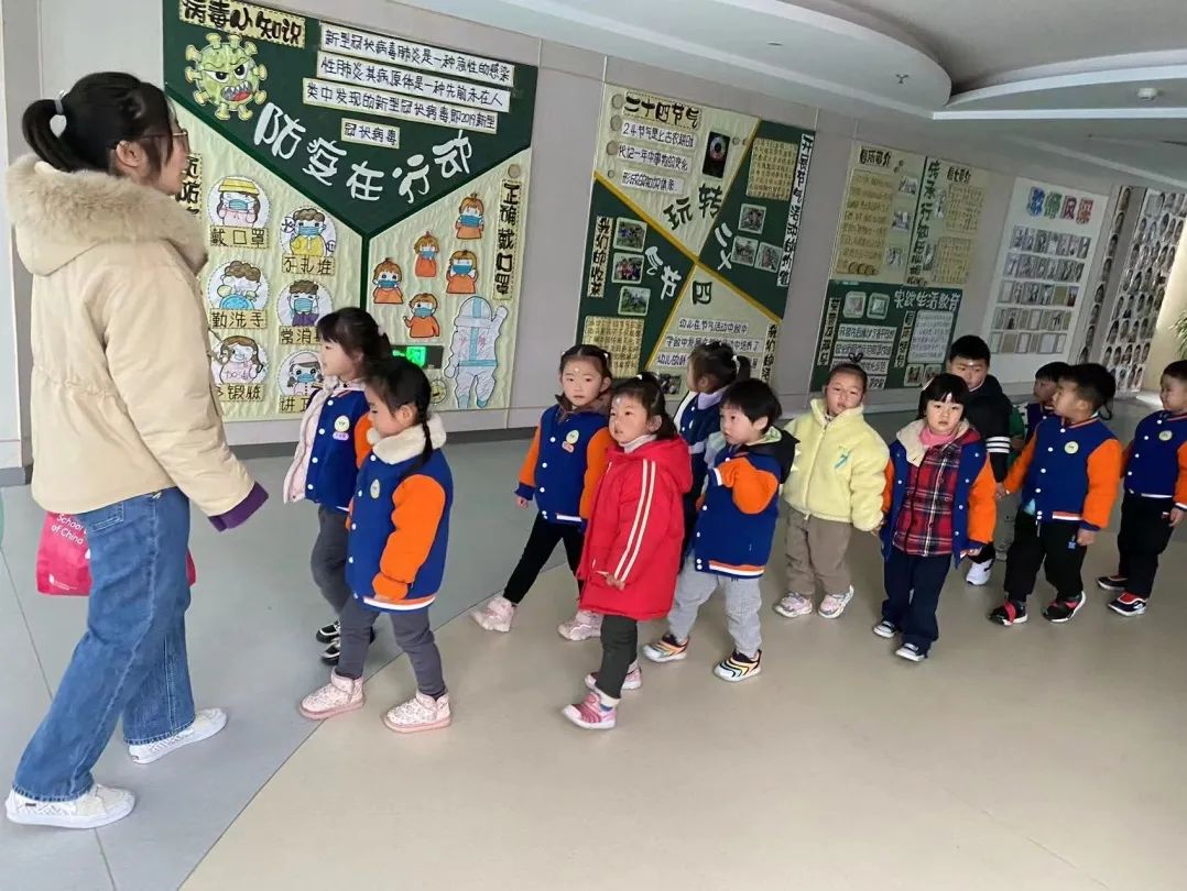 20230206【生活燕幼&middot;园区动态】燕鸣苑分园：“春暖花开 萌兔归来”——新学期开学记_html_m637b5f9b.jpg