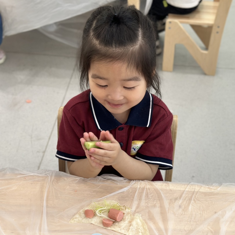 20240520 【生活燕幼·园区动态】“夏意芬芳，幸福满满”——舌尖上的节气之小满_html_491f0c70.jpg