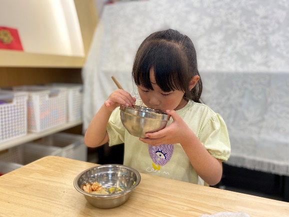20240517  【生活燕幼·园区动态】美好“食”光，“研”之有道——自主进餐系列教研_html_m6c56d469.jpg