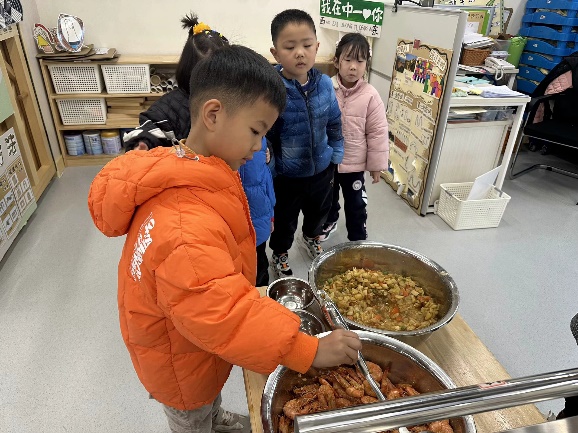 20240517  【生活燕幼·园区动态】美好“食”光，“研”之有道——自主进餐系列教研_html_3bb3b25b.jpg