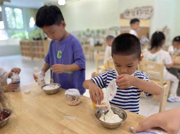 20240620【生活燕幼·园区动态】“夏至到，盛夏始”——舌尖上的节气之夏至_html_m30fc51c6.jpg