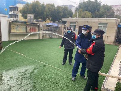 2023.02.10【生活燕幼·安全第一】燕幼中心园：“消防安全，防患未然”---消防安全活动_html_391fb9ca.jpg