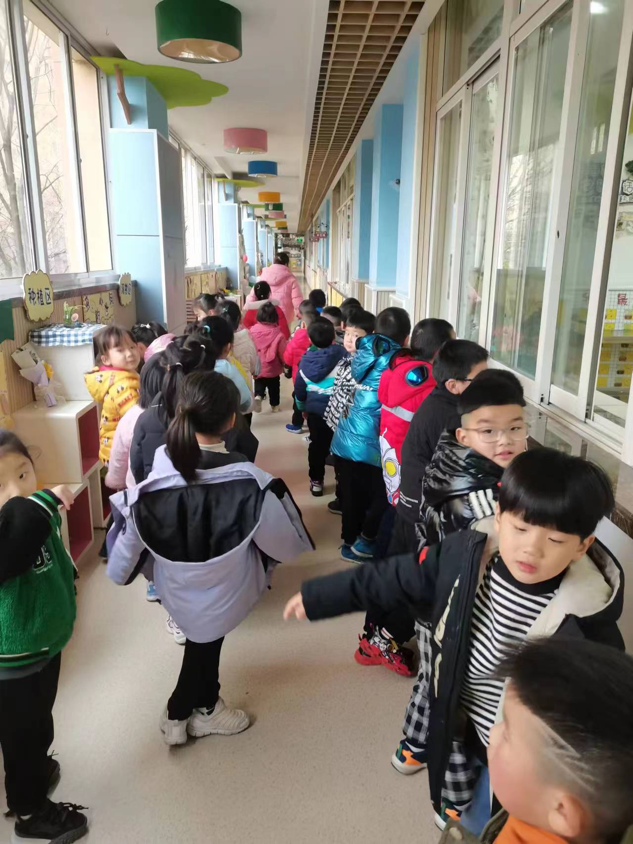 20230224  【生活燕幼·安全第一】下庙分园：“预防传染病，健康伴我行”——预防春季常见传_html_356bacd1.jpg