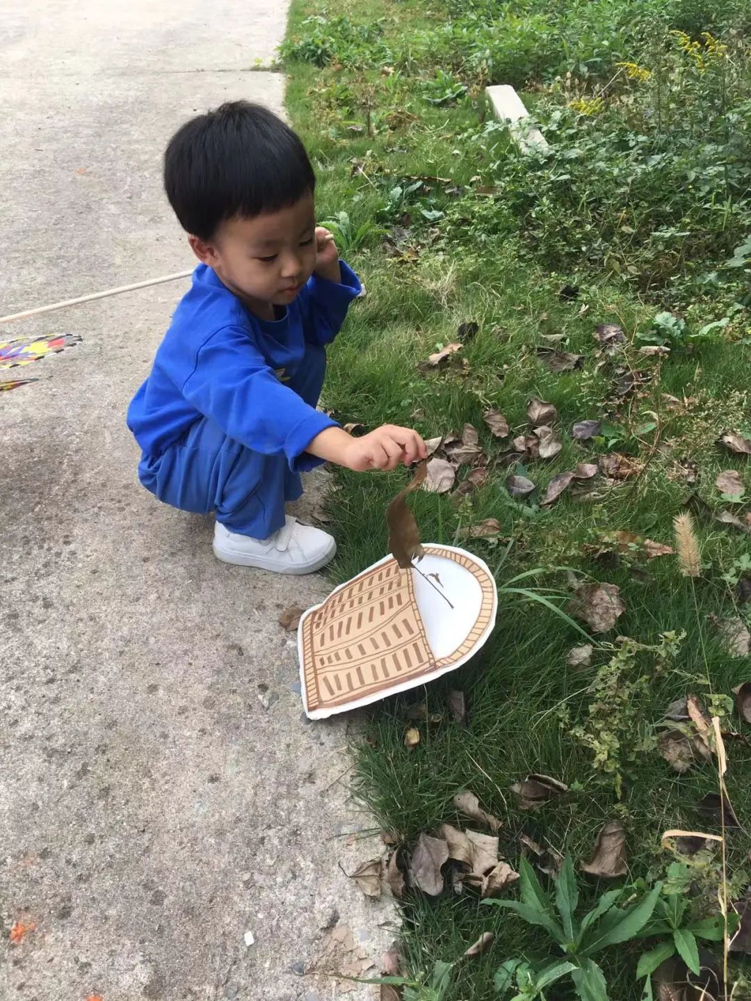 20231028 【生活燕幼·园区动态】燕鸣苑分园：秋日好时光 相约“趣”自然——亲子秋游活动_html_m41ae57c3.jpg