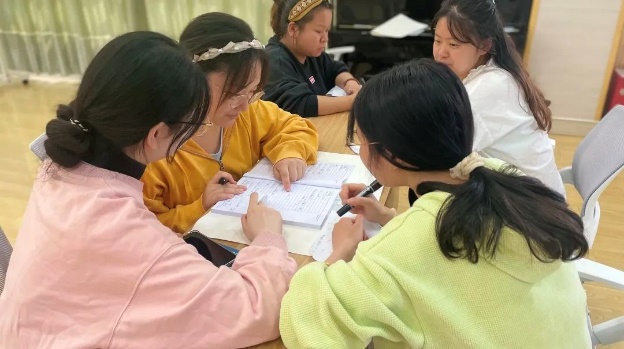 【生活燕幼·教研组动态】下庙分园：“语”你相约，“研”续成长——语言组集体教学观摩活动_html_m40b3a9f8.jpg