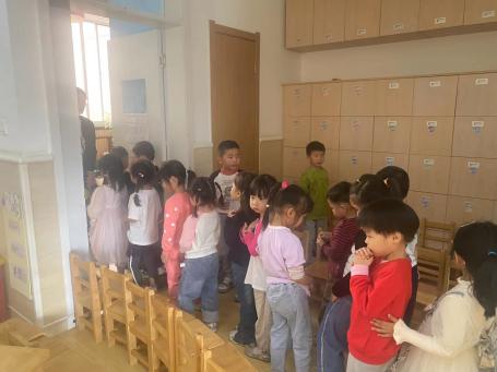 【生活燕幼·安全第一】下庙分园：“食”刻坚守--以“练”筑防(1)_html_13b71fc6.jpg