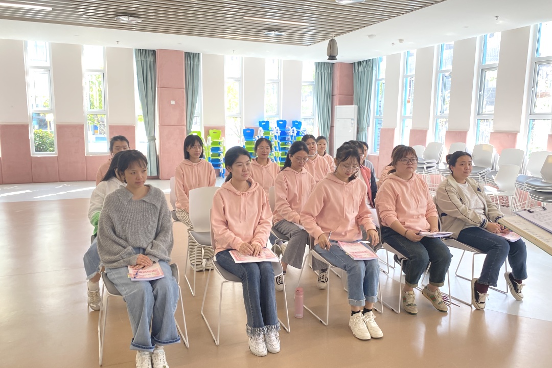 20231023【生活燕幼·园区动态】生活里的劳动教育——园本教研活动_html_m8edca7b.jpg