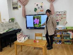 【生活燕幼·教研组动态】燕幼中心园“游戏促发展，教研共成长”——美术教研组区域游戏开放活动_html_7105b80e.jpg