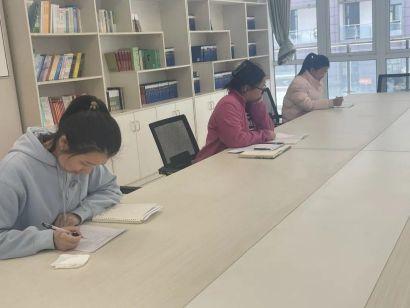 20230327【生活燕幼·园区动态】燕鸣苑分园:以考笃行 共促成长——《幼儿园保育教育质量评估指南》考试_html_445e3d4f.jpg