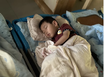20240902 【生活燕幼&middot;园区动态】“邂逅初秋，‘幼’见美好”——开学第一天！_html_m7bffb2b0.png
