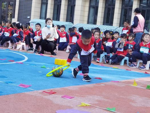 20201118【年级组动态】新城园区大班年级组运动会_html_9434b72.jpg