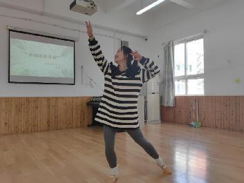 【生活燕幼·园区动态】燕幼中心园“舞韵育人  展现风采”——教师舞蹈技能评比活动_html_f0459b7.jpg