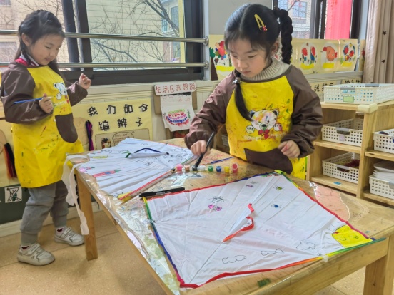 2023.3.21 新城园区中五班 春分节气活动报道_html_m691810e6.jpg