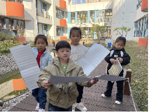 20231121【生活燕幼·园区动态】“童”参与 “童”议事——小桃子议事会第十次会议_html_346b72b7.png
