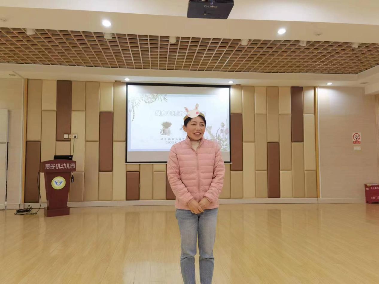 【生活燕幼·安全第一】下庙分园：故事润童心 保教共成长——保育老师讲故事比赛(1)_html_2a09985f.jpg
